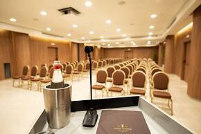 Gold Tower Lifestyle Hotel