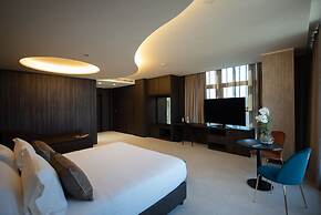 Gold Tower Lifestyle Hotel