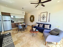 Bahay By Riviera Rentals