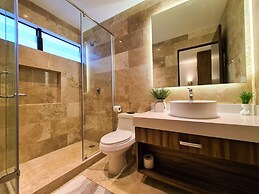 Bahay By Riviera Rentals