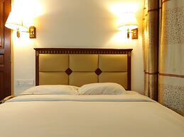 Borneo Suites Hotel