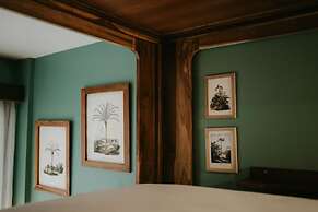 Porter Boutique Hotel & Lifestyle
