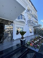 Imperator Hotel