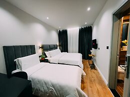 Imperator Hotel