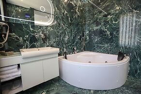 Imperator Hotel