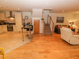 Barn End, 9 Stad Clynnog