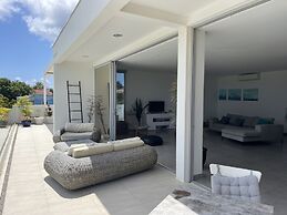 Luxury 4 bed Villa - Private Pool - Sleeps 8