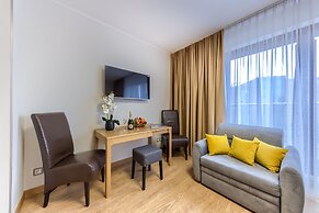 Alibi Apartments