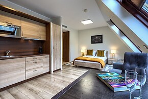 Alibi Apartments
