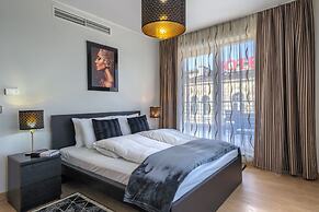 Alibi Apartments