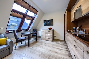 Alibi Apartments