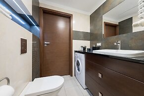 Alibi Apartments