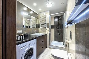 Alibi Apartments