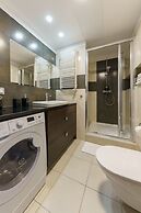 Alibi Apartments