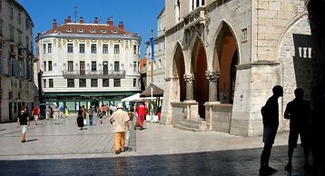 A2 - Apartment in the Very Heart of Split