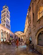 A2 - Apartment in the Very Heart of Split