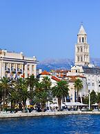 A2 - Apartment in the Very Heart of Split