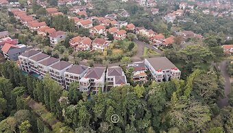 Atsuka Hill View 8BR Vila with Private Heated Pool