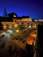Nova Cave Hotel