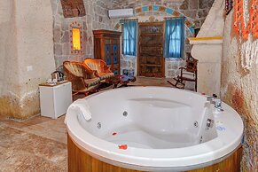 Nova Cave Hotel