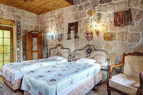 Nova Cave Hotel