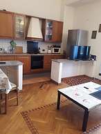 Modern and Cosy Apartment in Genoa, Italy