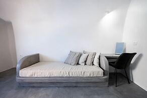 Lotza Studios