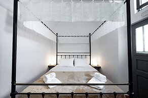 Lotza Studios