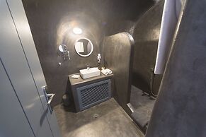 Lotza Studios
