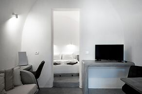 Lotza Studios