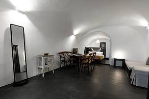 Lotza Studios