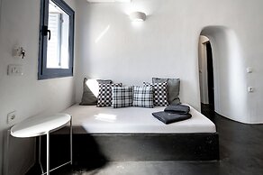Lotza Studios