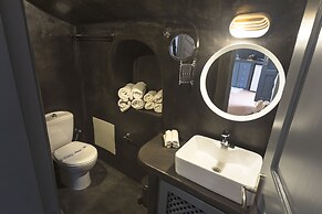 Lotza Studios