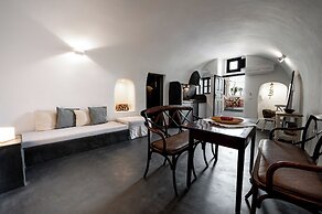Lotza Studios