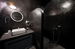 Lotza Studios