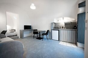 Lotza Studios