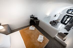 Lotza Studios