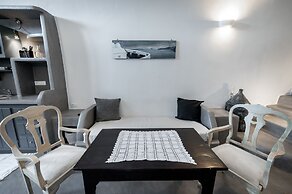 Lotza Studios