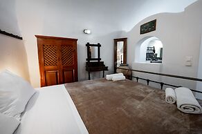 Lotza Studios