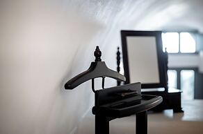 Lotza Studios