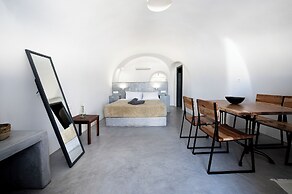 Lotza Studios