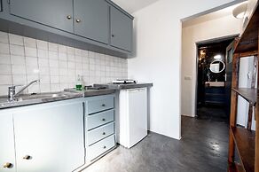 Lotza Studios