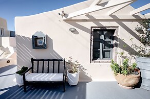 Lotza Studios