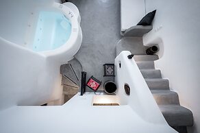 Lotza Studios