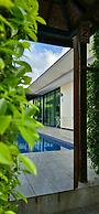Lespalm Taraburi Pool Villa