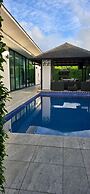 Lespalm Taraburi Pool Villa