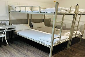 Philip Hotel