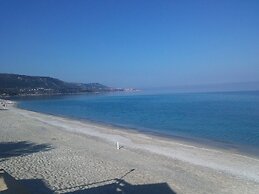 Residence Emmesse Trilocal Apartment 3 Rooms