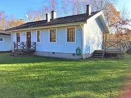 Idyllic Bungalow Close to sea and Forest