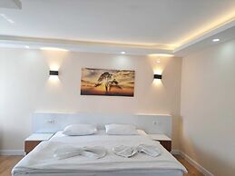 Ada Apart & Hotel
